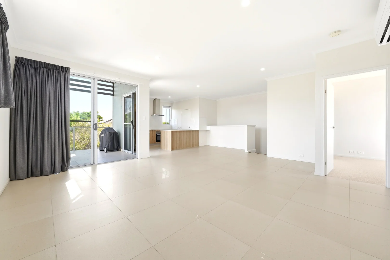 Additional image 5 of 1/43 King Street, Woody Point QLD 4019