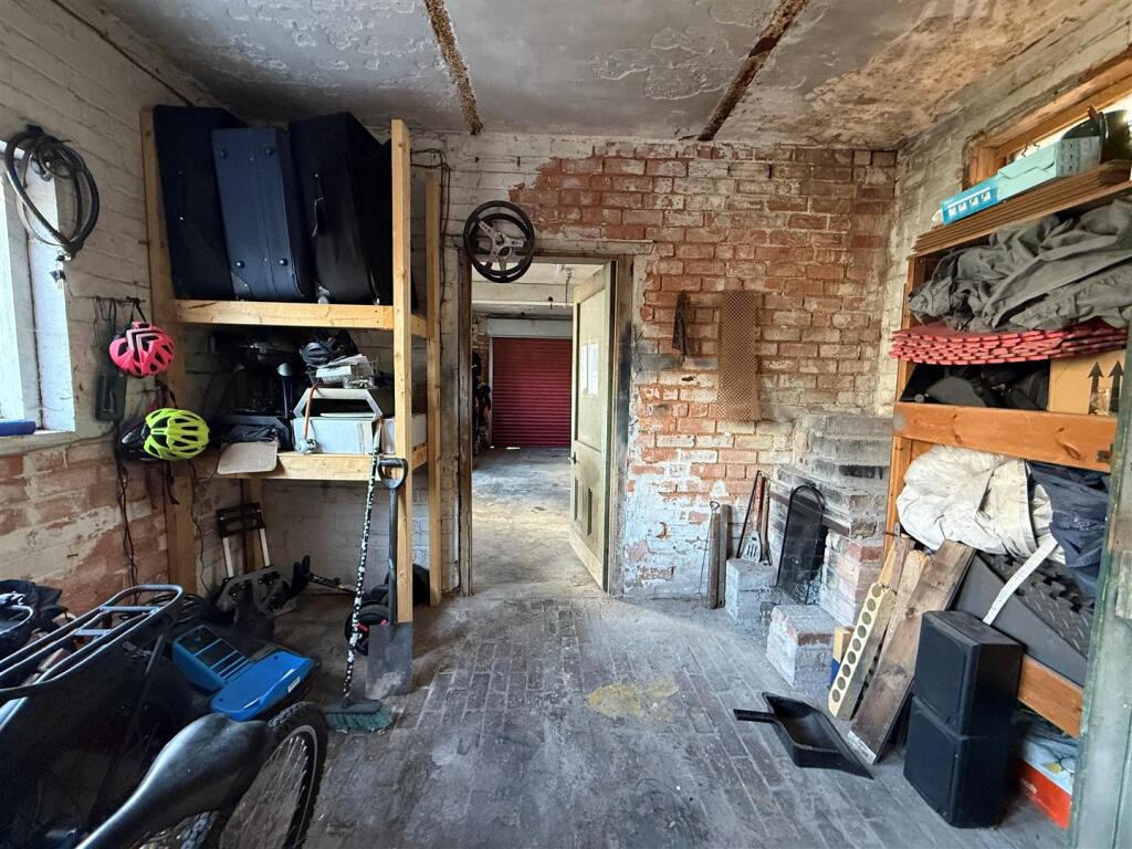 Additional image 34 of Gateley Road, Oldbury