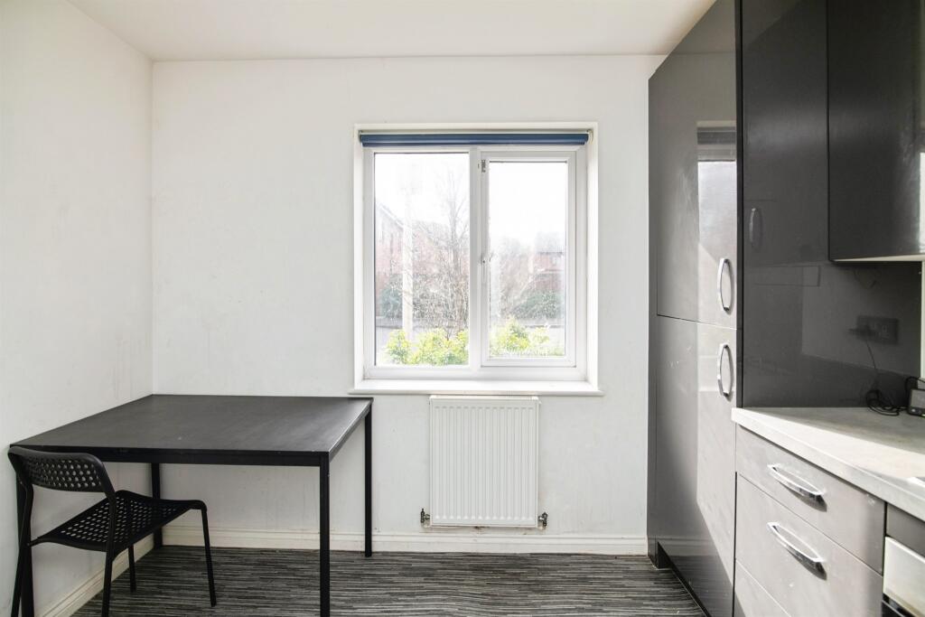 Additional image 8 of Argyll Way, Smethwick