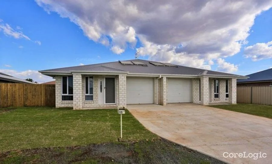 1/15 Debbie Court, Oakey QLD 4401