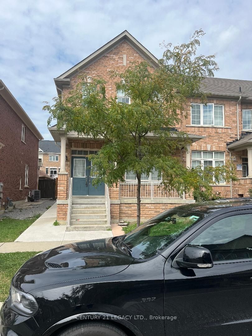 16 Saint Dennis Road, Brampton, ON, L6R 3W5