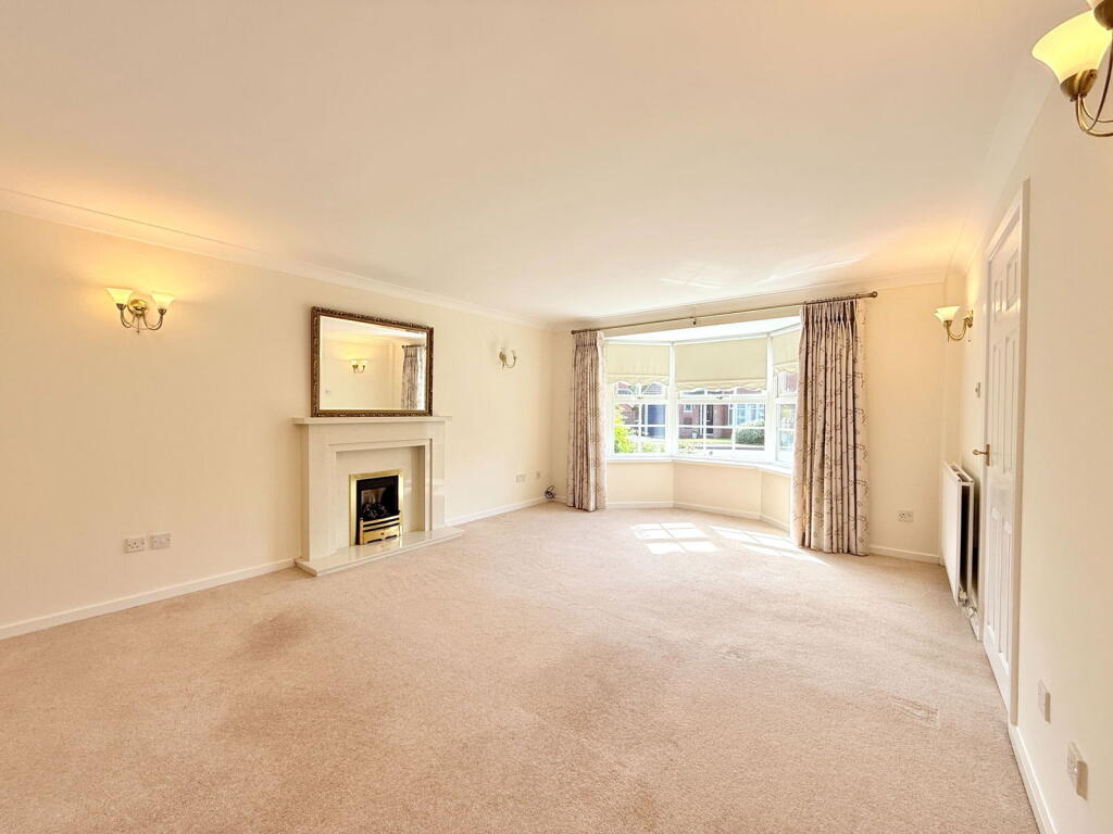 Grey Mill Close, Monkspath photo 2