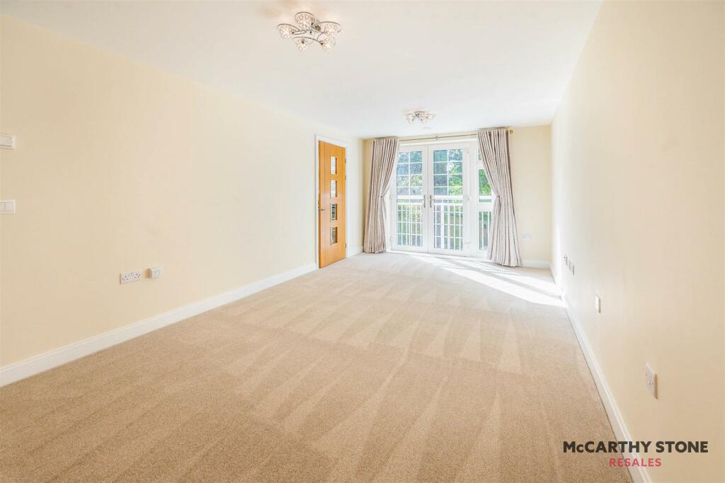 Additional image 3 of Brueton Place, 218 - 220 Blossomfield Road, Solihull, B91 1PT