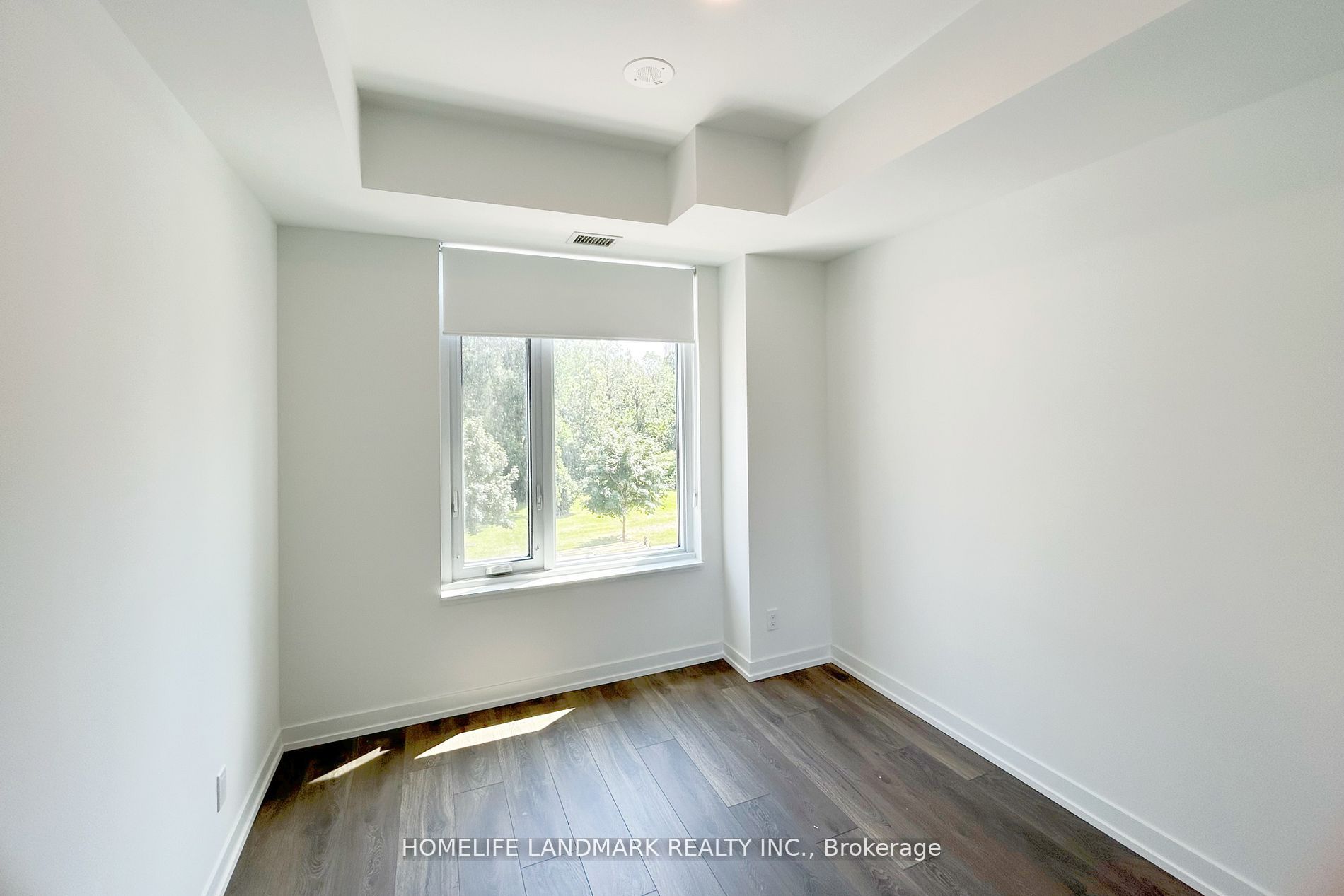 Additional image 5 of D-325-8 Beverley Glen Boulevard, Vaughan, ON, L4J 8N8