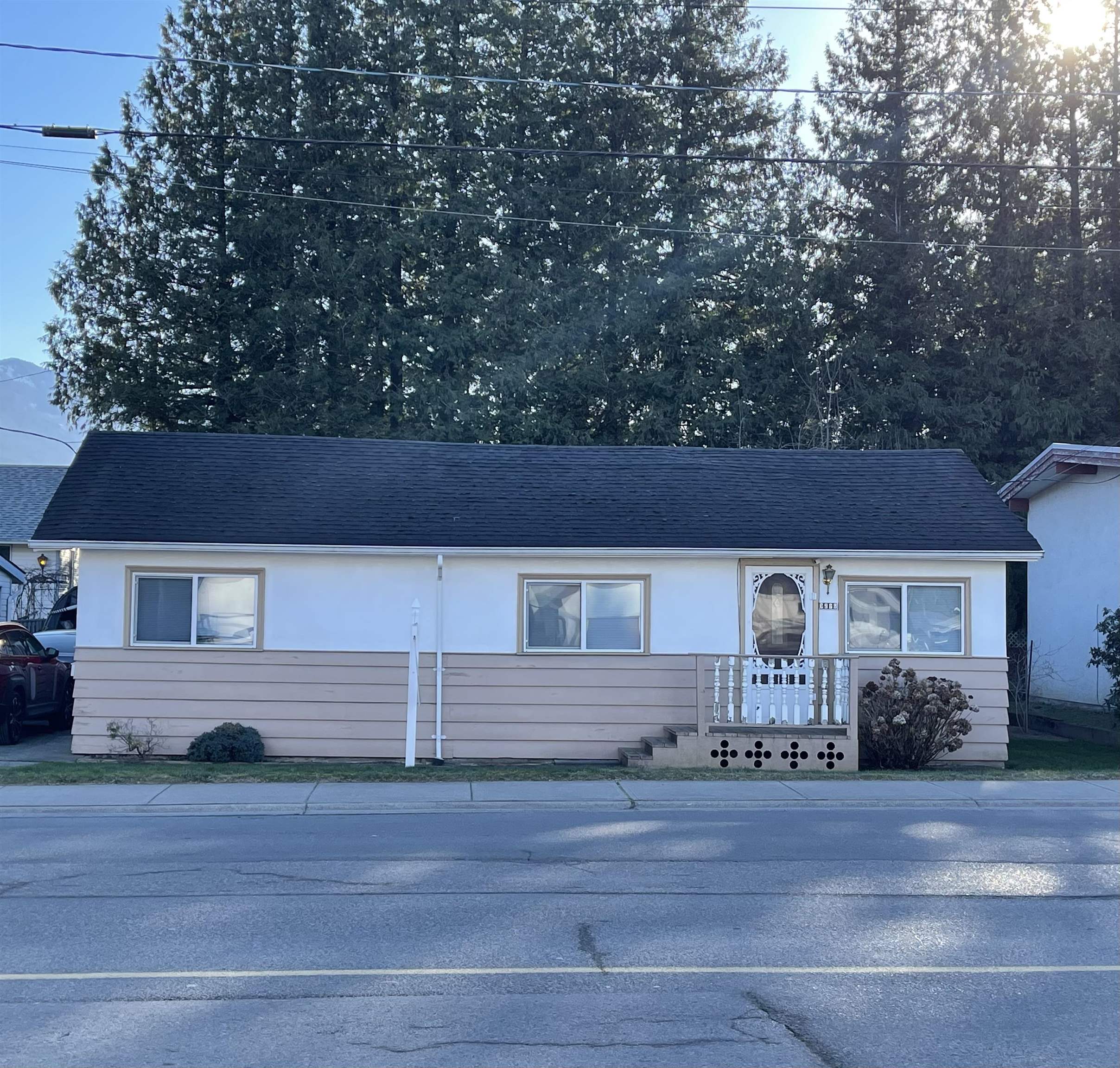 6988 Cheam Avenue, Agassiz, BC, V0M 1A3