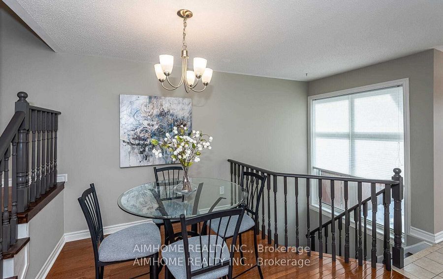 Additional image 3 of 9 Mugford Road, Aurora, ON, L4G 7H4