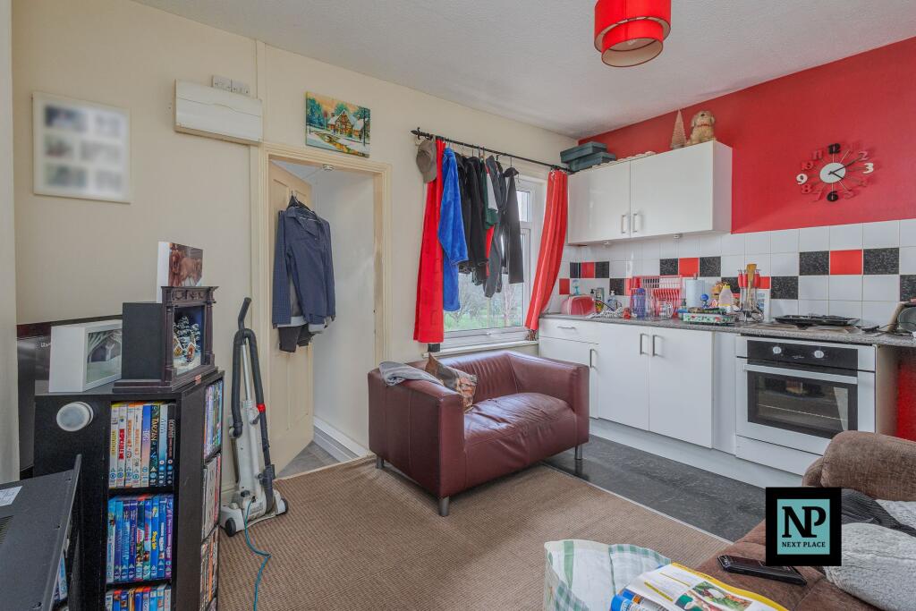 Additional image 5 of Long Street, Dordon, B78