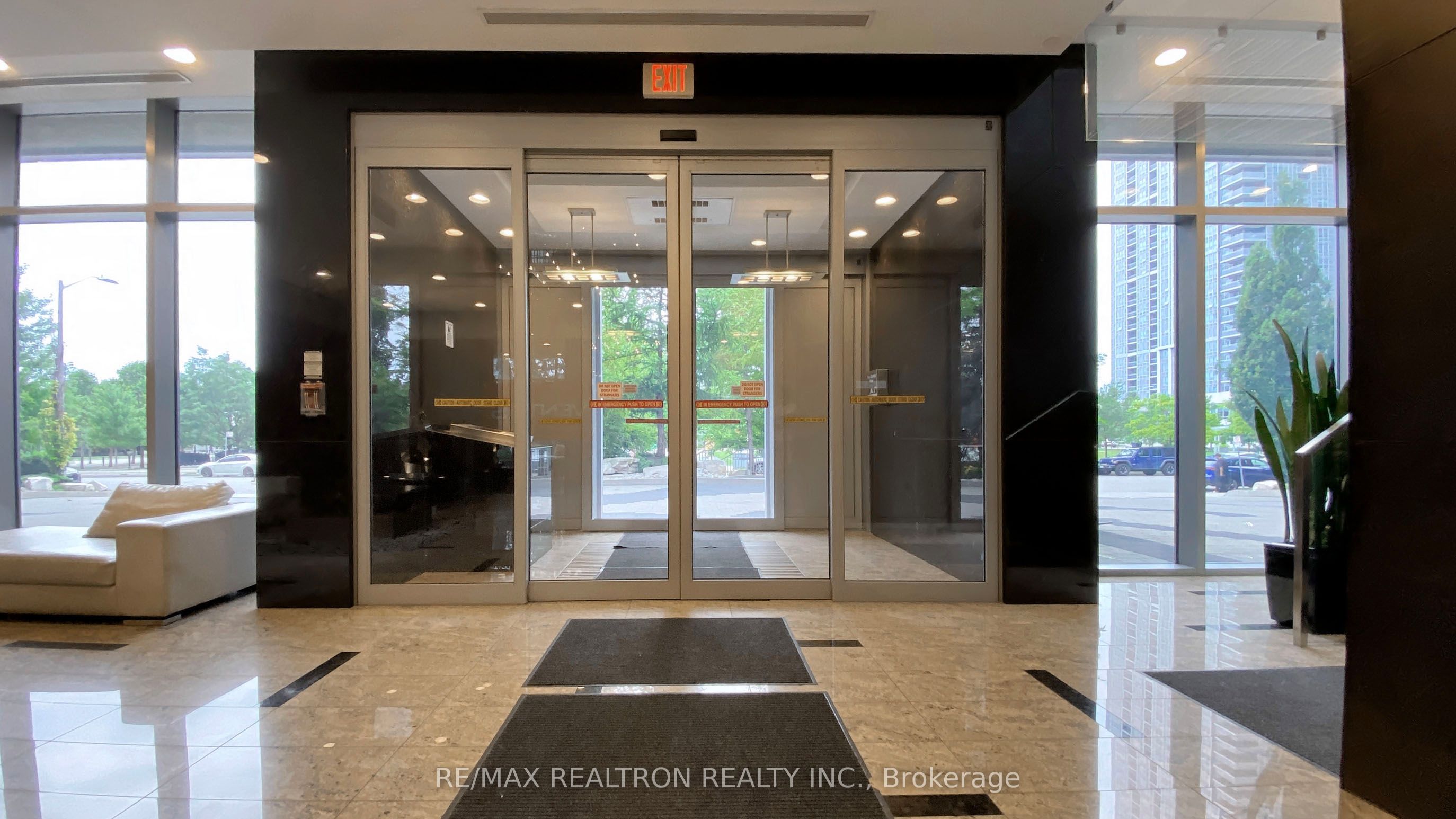 Additional image 4 of 1217-181 Village Green Square, Toronto, ON, M1S 0K6