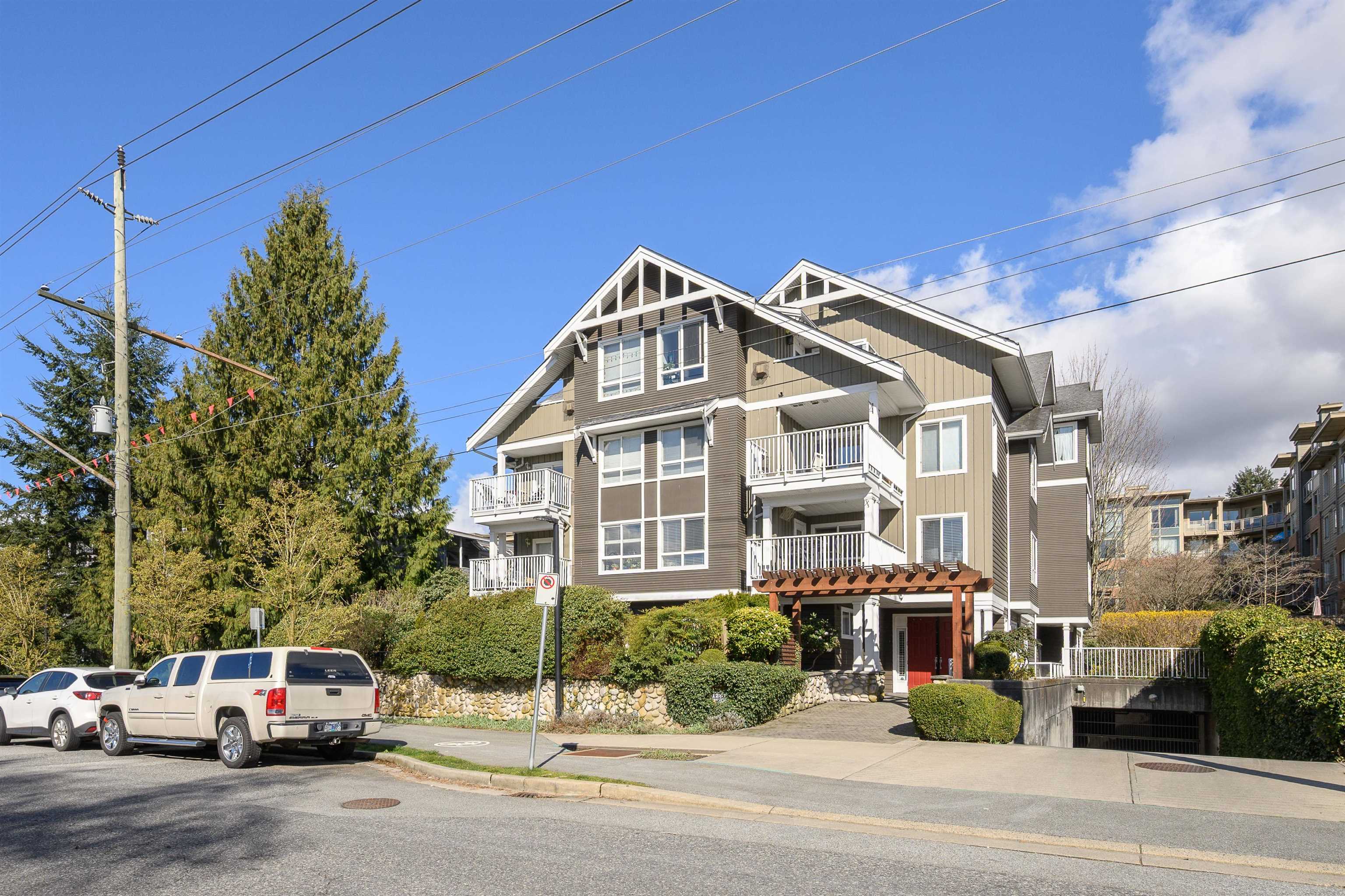 201-128 21st Street W, North Vancouver, BC, V7M 1Y9