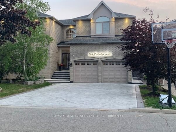 Bsmt-663 Leatherleaf Drive, Mississauga, ON, L4Z 3Z1