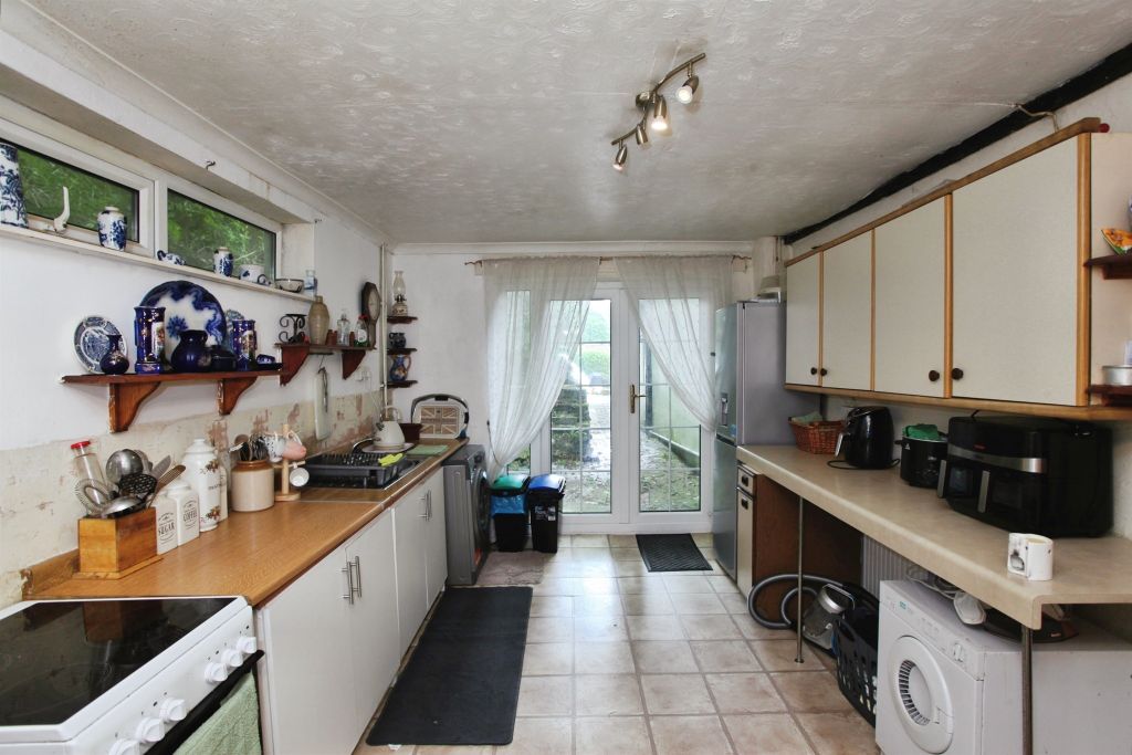 Additional image 2 of 3 bed semi-detached house for saleCefn Road Upper, Deri, Bargoed CF81