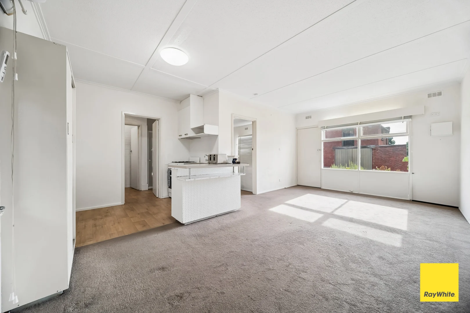2/5 Forest Lane, Bendigo VIC 3550 photo 2