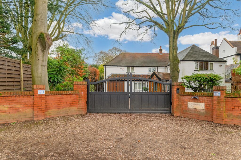 Additional image 42 of Wentworth Road, Four Oaks Estate, B74