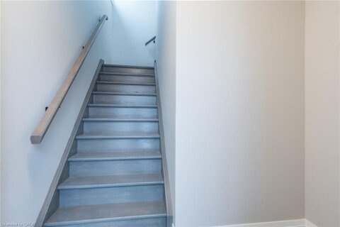 Additional image 8 of Upper-32 Third Avenue, Kitchener, ON, N2C 1N6