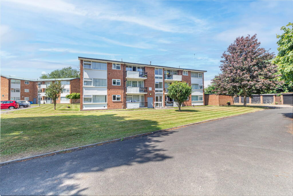 Yarningdale, Shirley