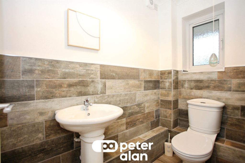 Additional image 15 of 4 bed detached house for saleGlendale Gardens, Fleur De Lis, Blackwood NP12