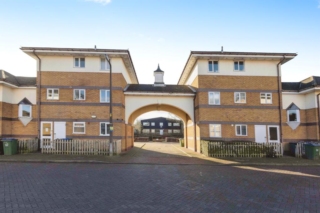 The Moorings, Oldbury