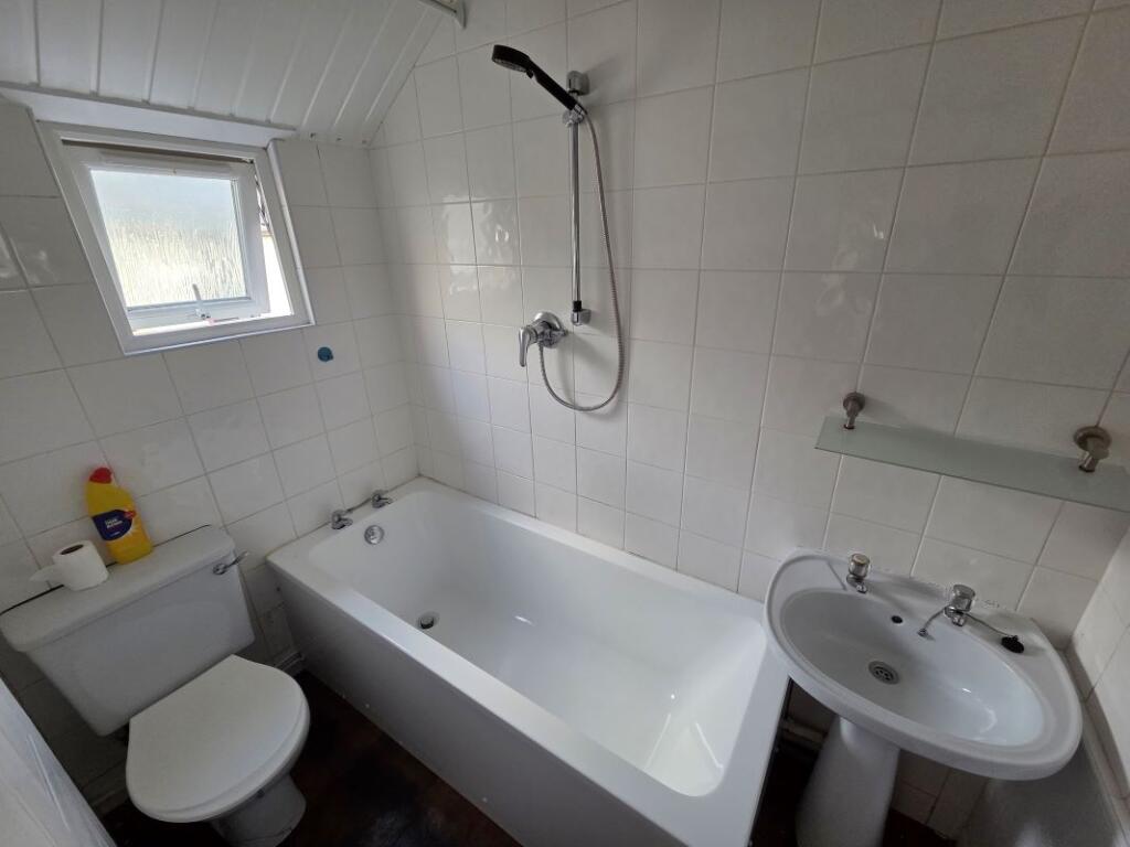 Additional image 10 of 62 Farm Road, Oldbury, West Midlands, B68 8RD