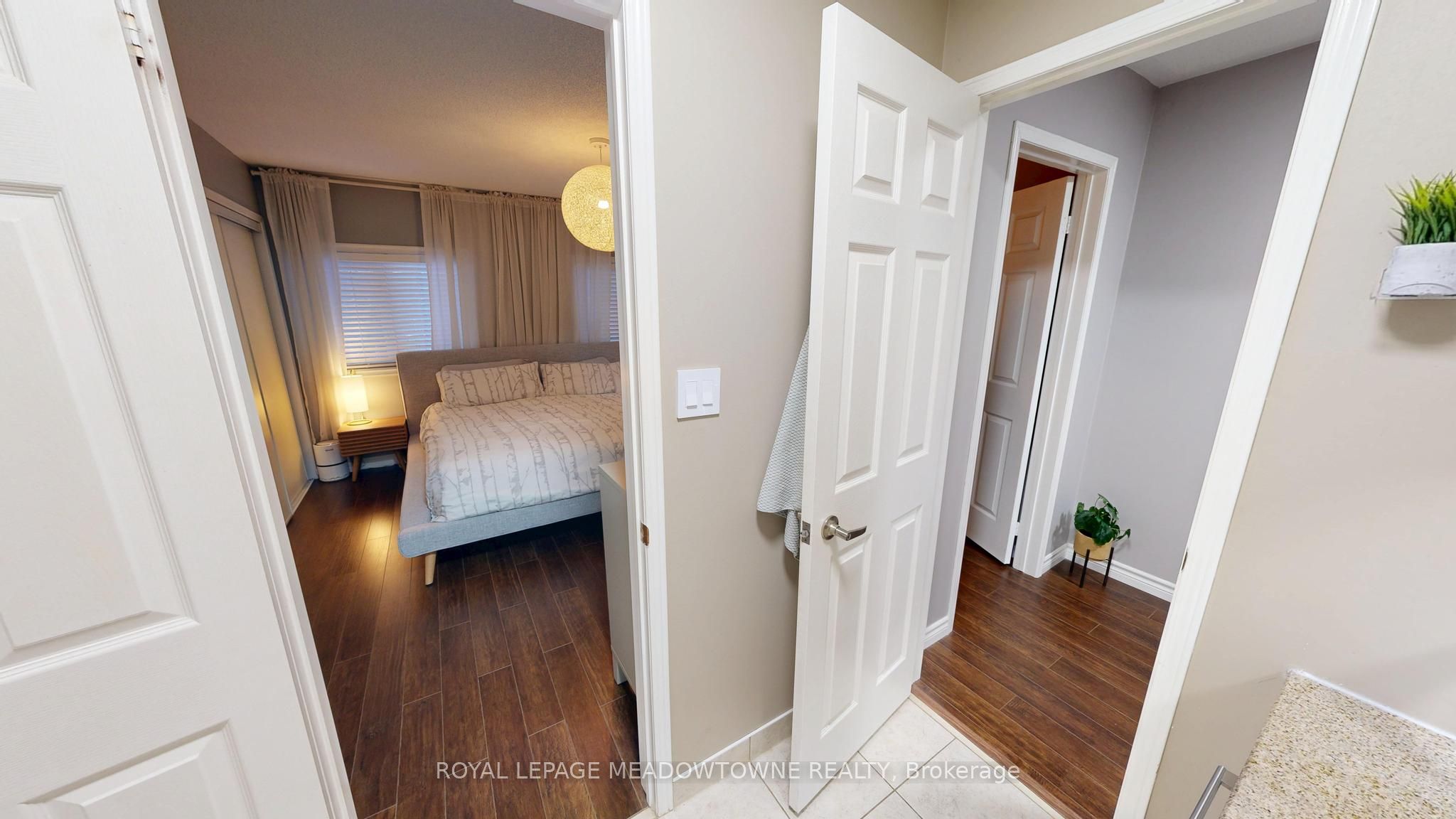 Additional image 4 of 2-1591 South Parade Court, Mississauga, ON, L5M 6G1