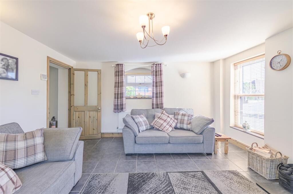 Common Lane, Polesworth, B78 photo 5