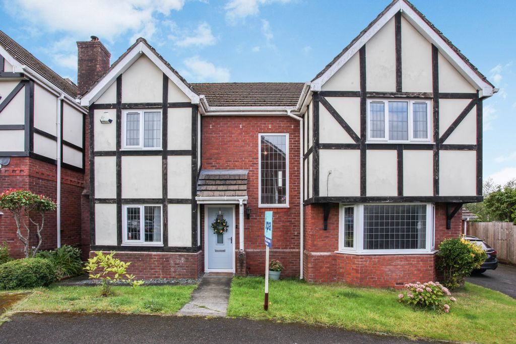 Additional image 2 of 4 bed detached house for saleClos Y Goron, Blackwood NP12