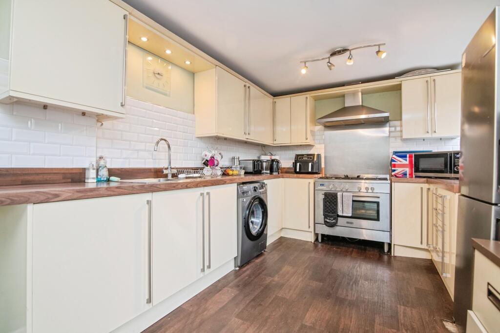 Additional image 2 of Bond Street, Rowley Regis, B65