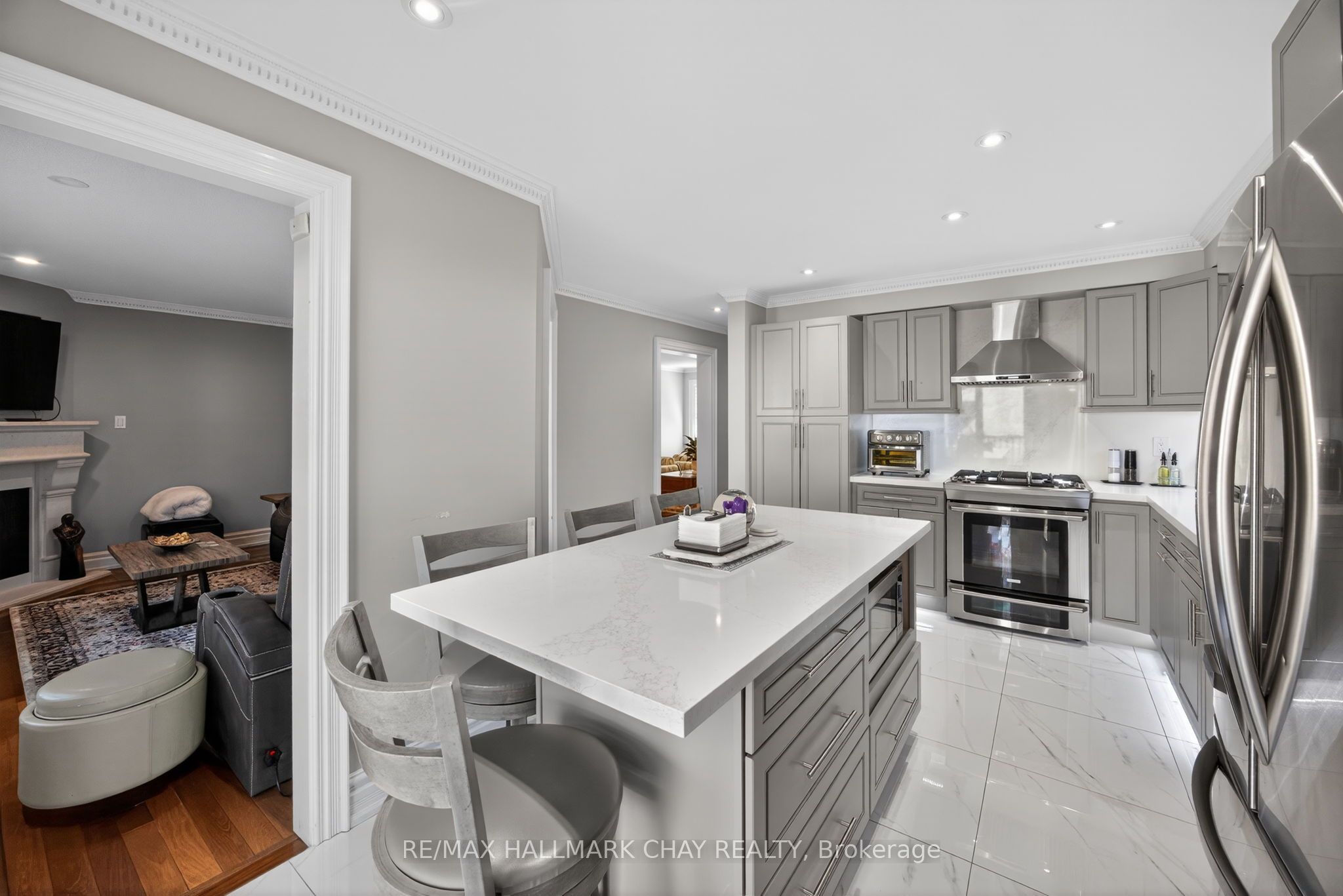 Additional image 6 of 72 Ravenscliffe Court, Brampton, ON, L6X 4N9