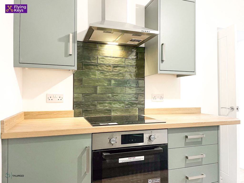 2 bed terraced house for saleDuffryn Terrace, Elliots Town NP24 photo 3