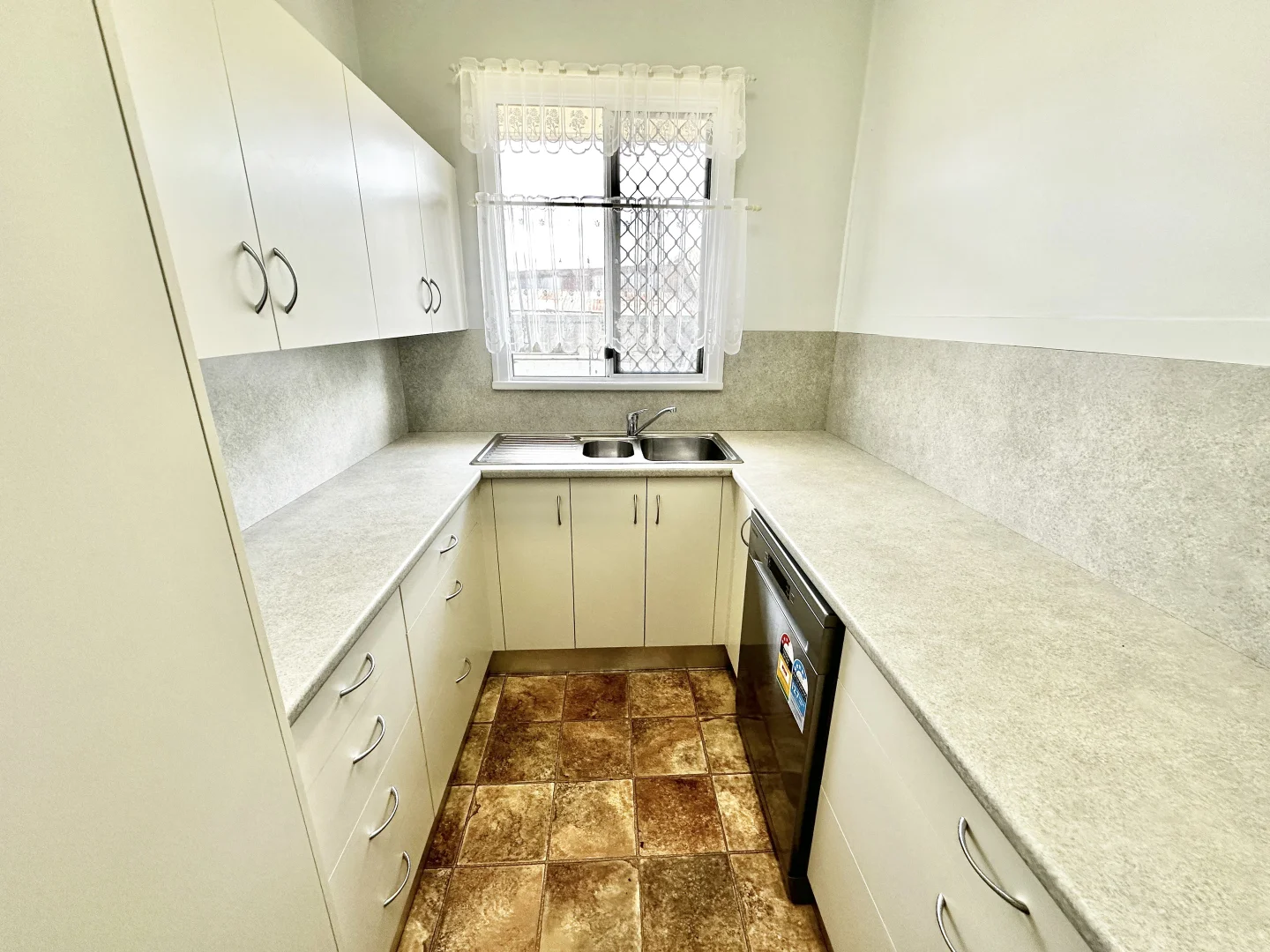 Additional image 3 of 45A Hunter Street, Walkervale QLD 4670