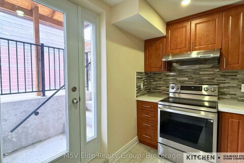 Additional image 7 of 140 Queen Mary Drive, Brampton, ON, L7A 2R5
