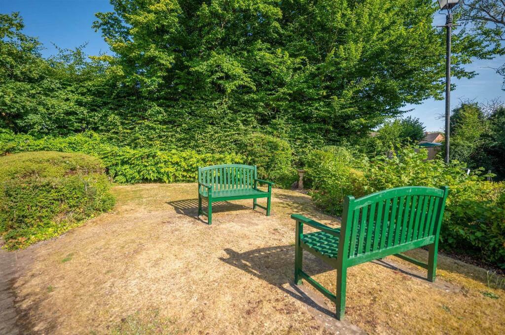 Additional image 11 of Chestnut Walk, Henley-In-Arden