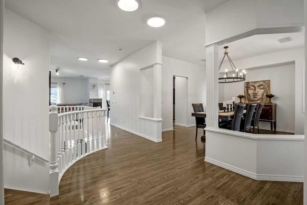 Additional image 5 of 89 Evergreen Crescent SW, Calgary, AB, T2Y 3R3