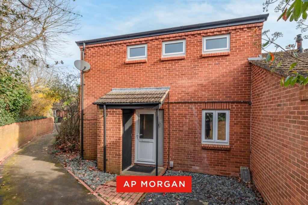 Paddock Lane, Oakenshaw, Redditch, B98