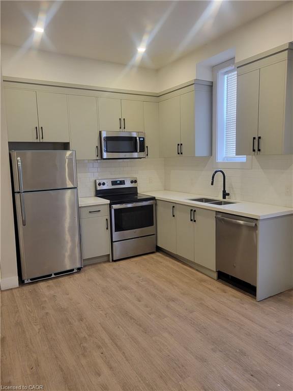 4-500 Main Street E, Hamilton, ON, L8N 1K7