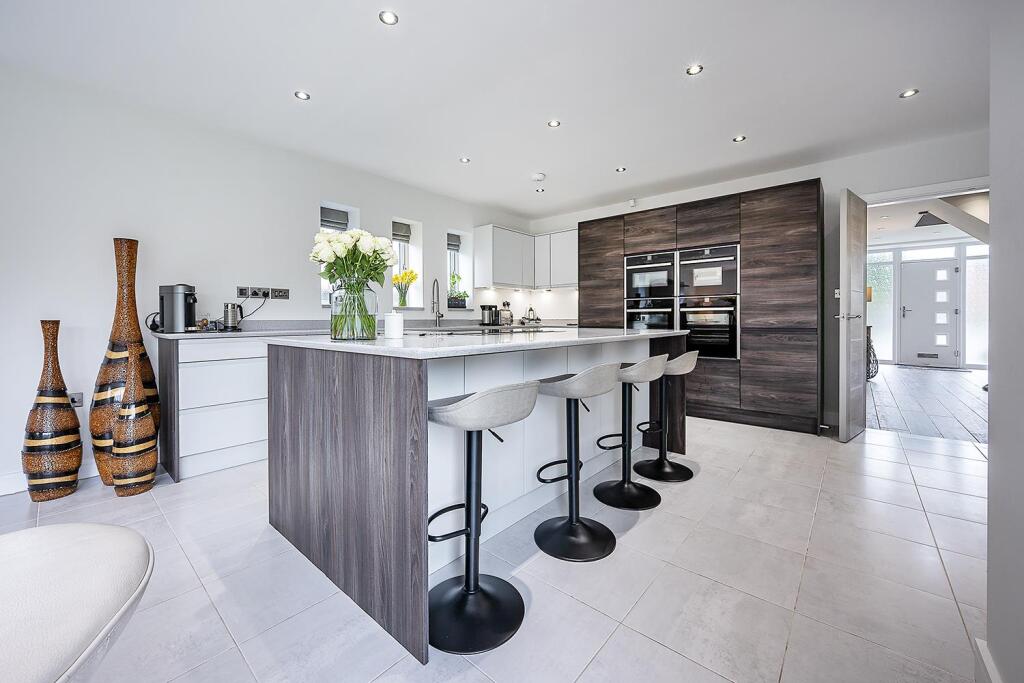 Additional image 3 of Willow Crescent, Beechnut Lane, Solihull