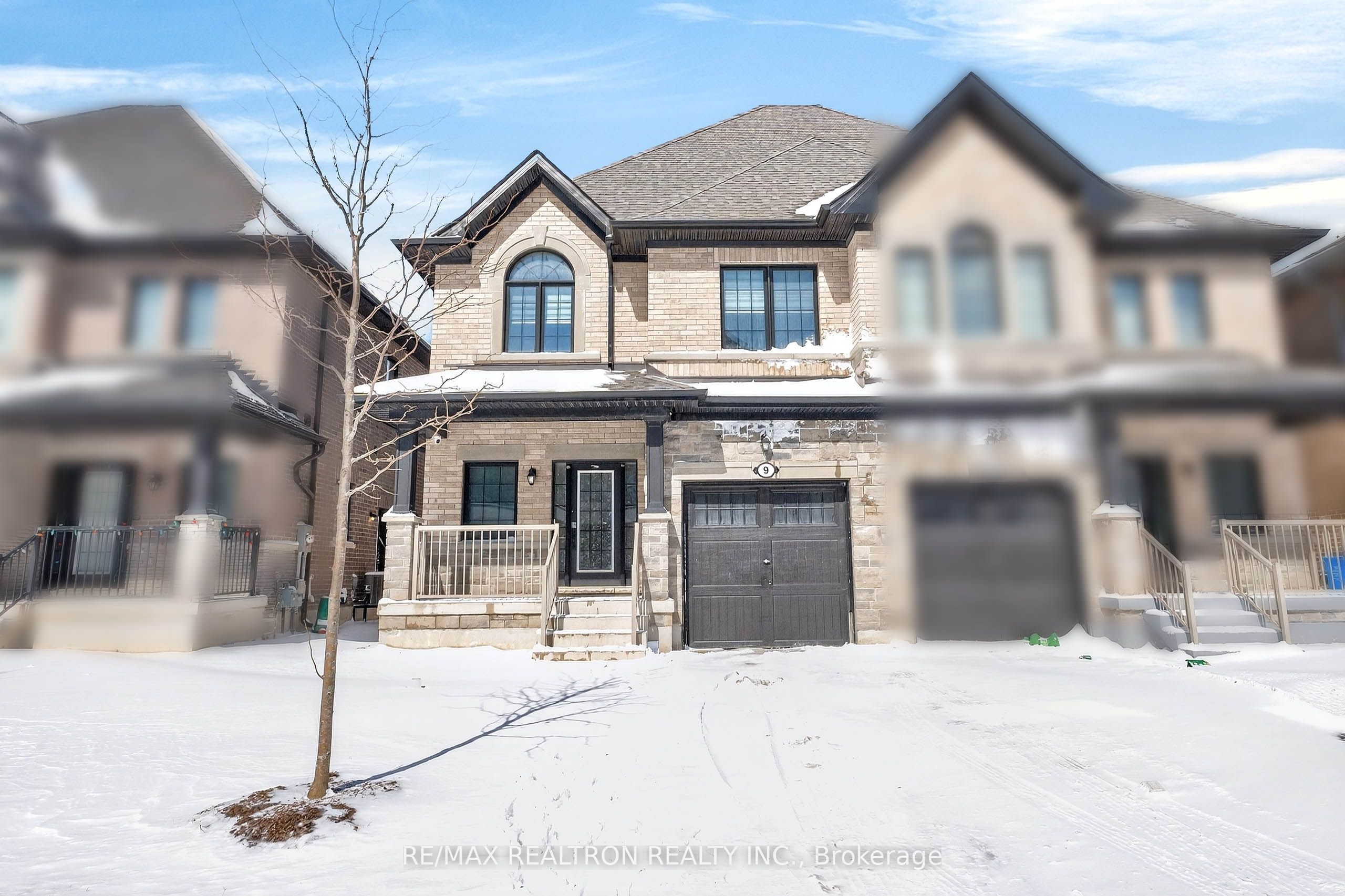 9 Alan Williams Trail, Uxbridge, ON, L9P 0R5