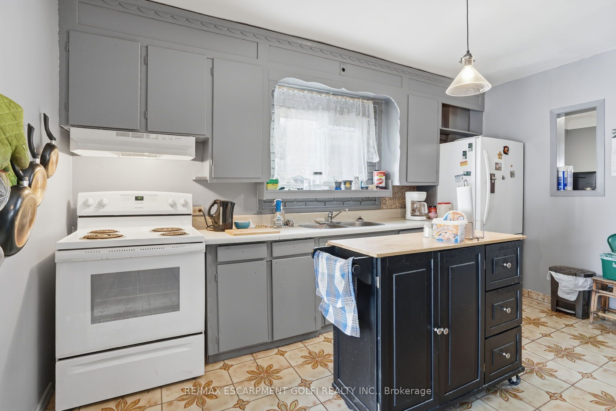 Additional image 5 of 121 Gibson Avenue, Hamilton, ON, L8L 6J9
