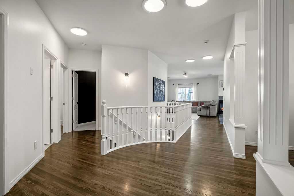 Additional image 4 of 89 Evergreen Crescent SW, Calgary, AB, T2Y 3R3