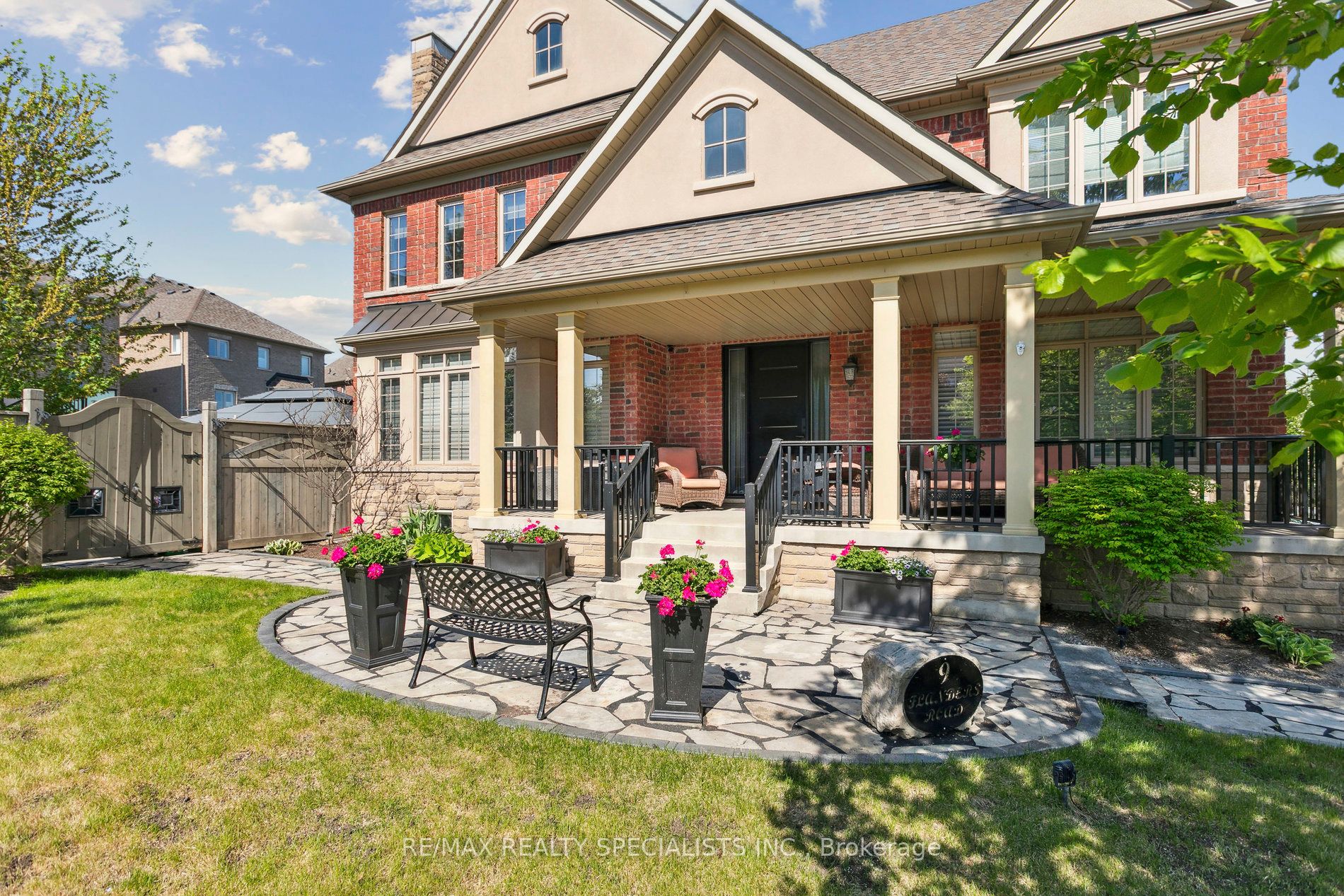 9 Flanders Road, Brampton, ON, L6X 0W3