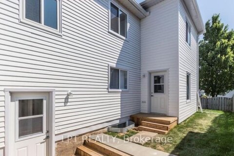 Additional image 8 of Unit B-224 Portsmouth Gate, Waterloo, ON, N2T 2H9