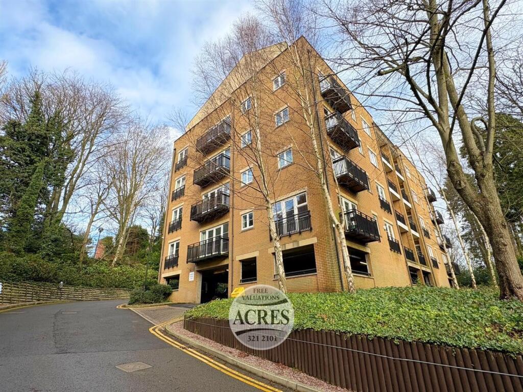 Caversham Place, Sutton Coldfield