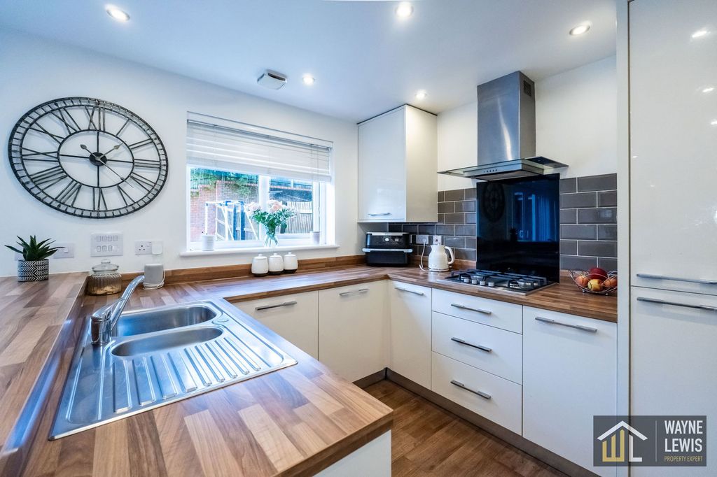 Additional image 21 of 3 bed detached house for saleKingfisher Way, Penallta, Hengoed CF82