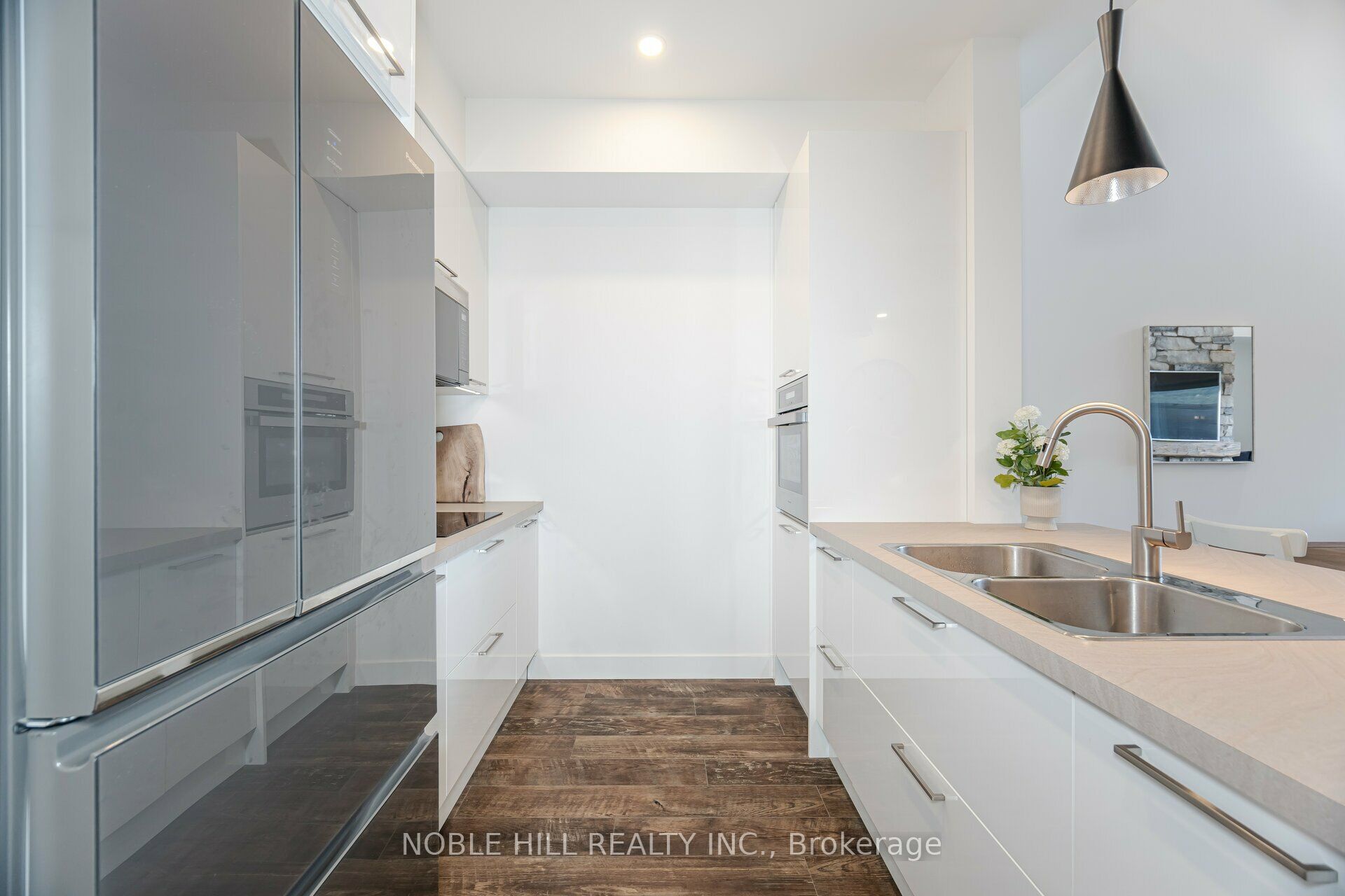 Additional image 6 of 403-16 Beckwith Lane, Blue Mountains, ON, L9Y 3B6