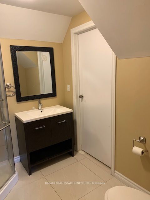 Additional image 3 of Bsmt-663 Leatherleaf Drive, Mississauga, ON, L4Z 3Z1