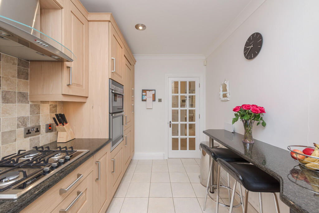 Additional image 8 of Flat 2, Thornhill Court, 126-128 Thornhill Road, Sutton Coldfield, B74 2LU