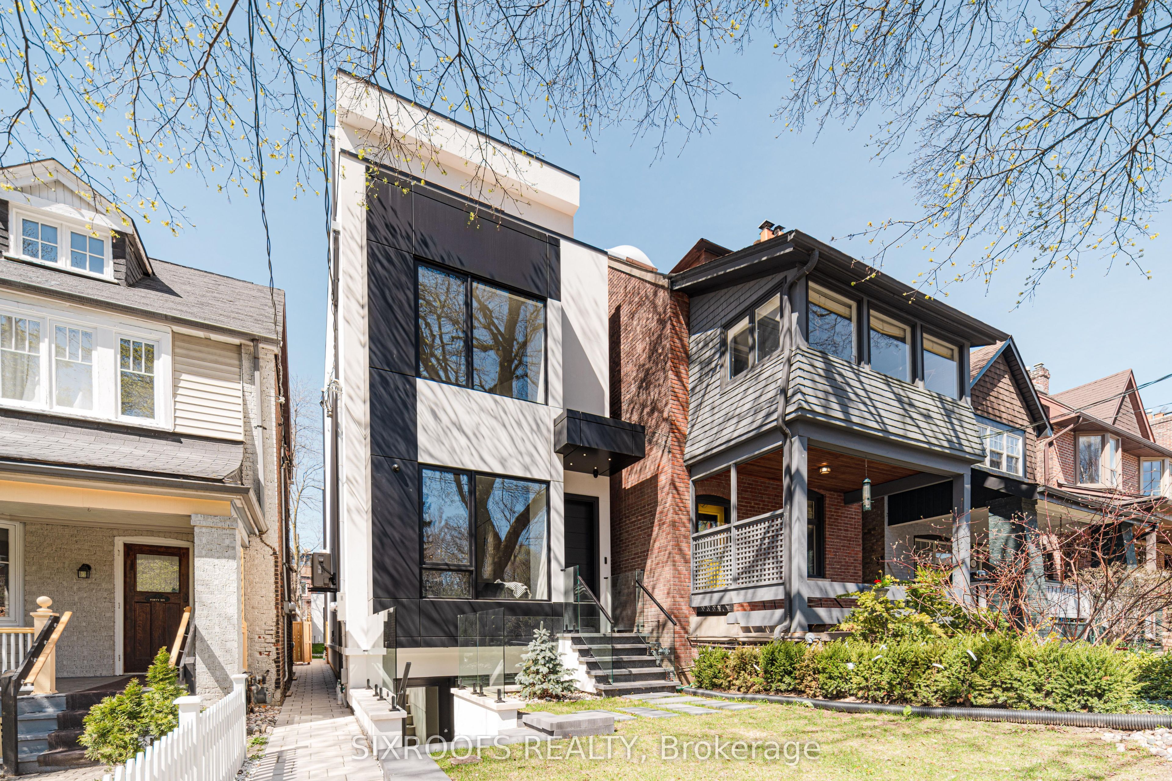 44A Alcina Avenue, Toronto, ON, M6G 2E8