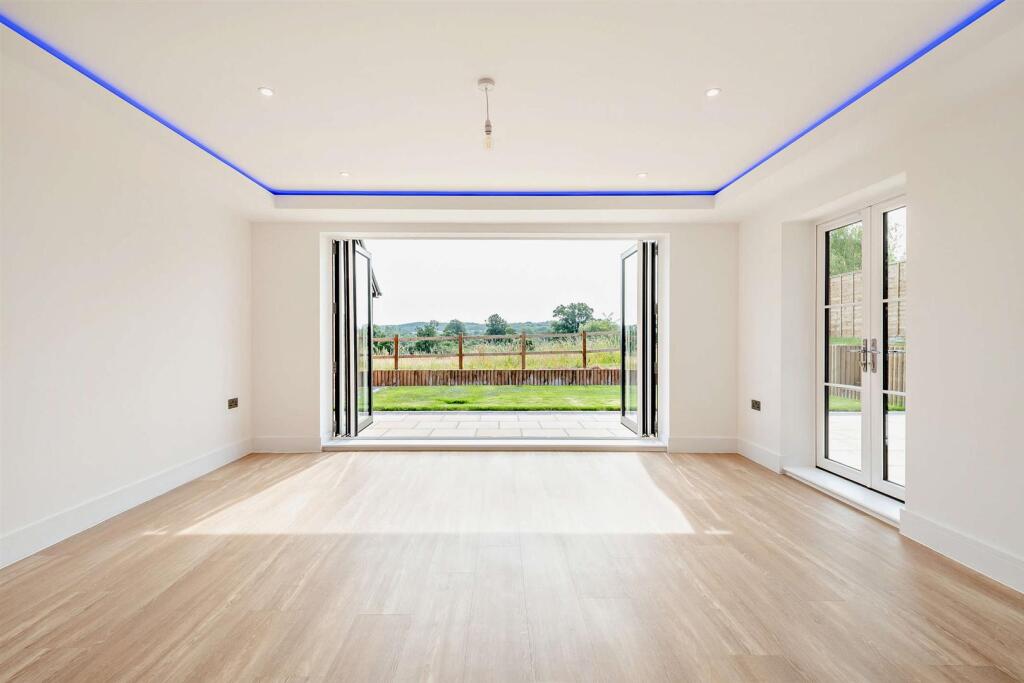 Additional image 11 of 2, Wells Cottage, Wootton Wawen, B95