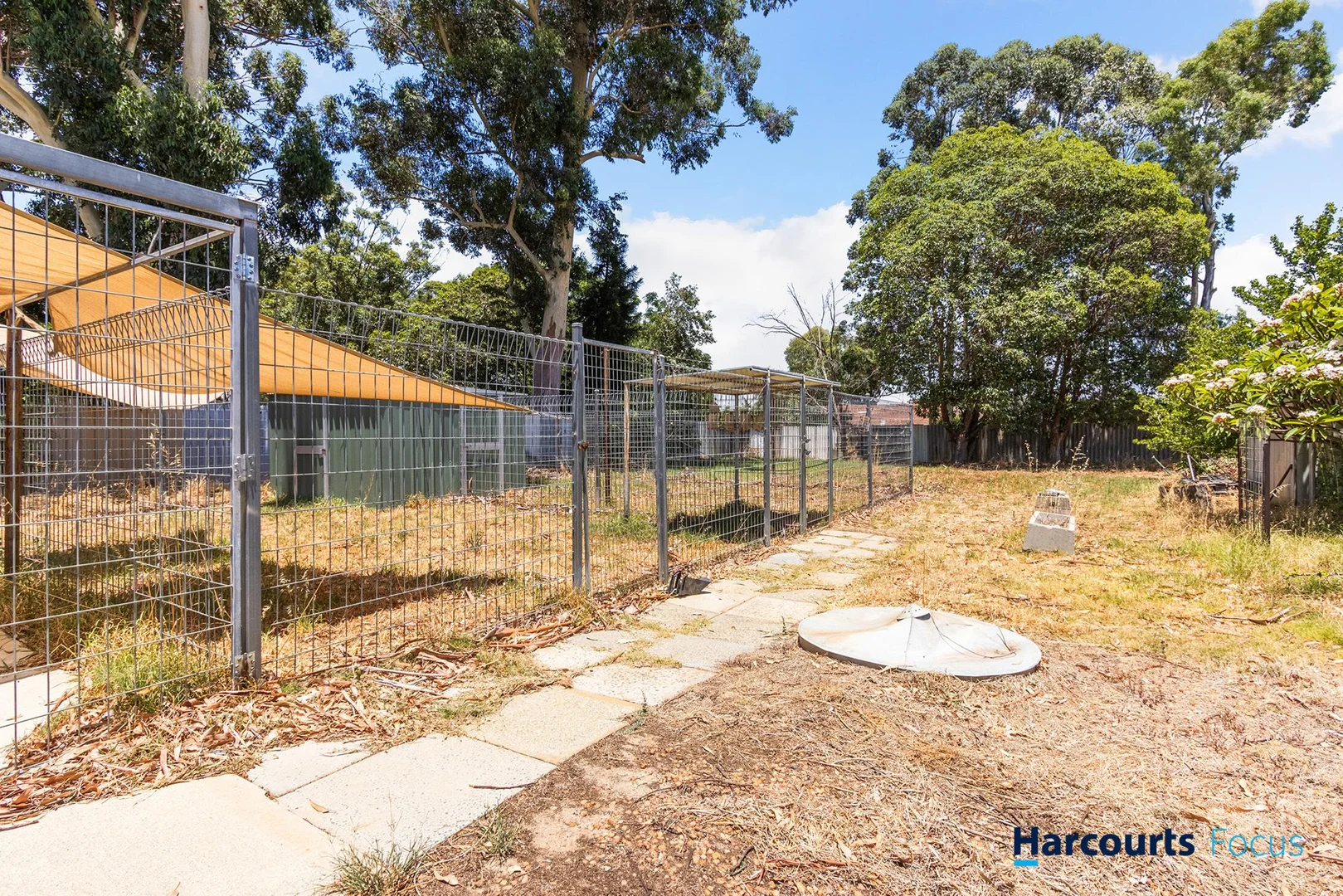 Additional image 27 of 34 Fifth Road, Armadale WA 6112