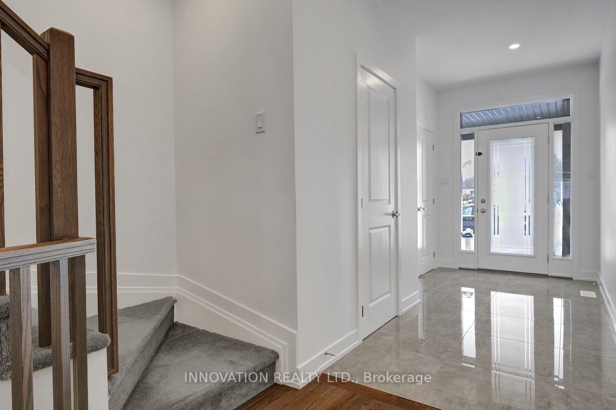 Additional image 3 of 2349 Goldhawk Drive, Ottawa, ON, K2S 2X3