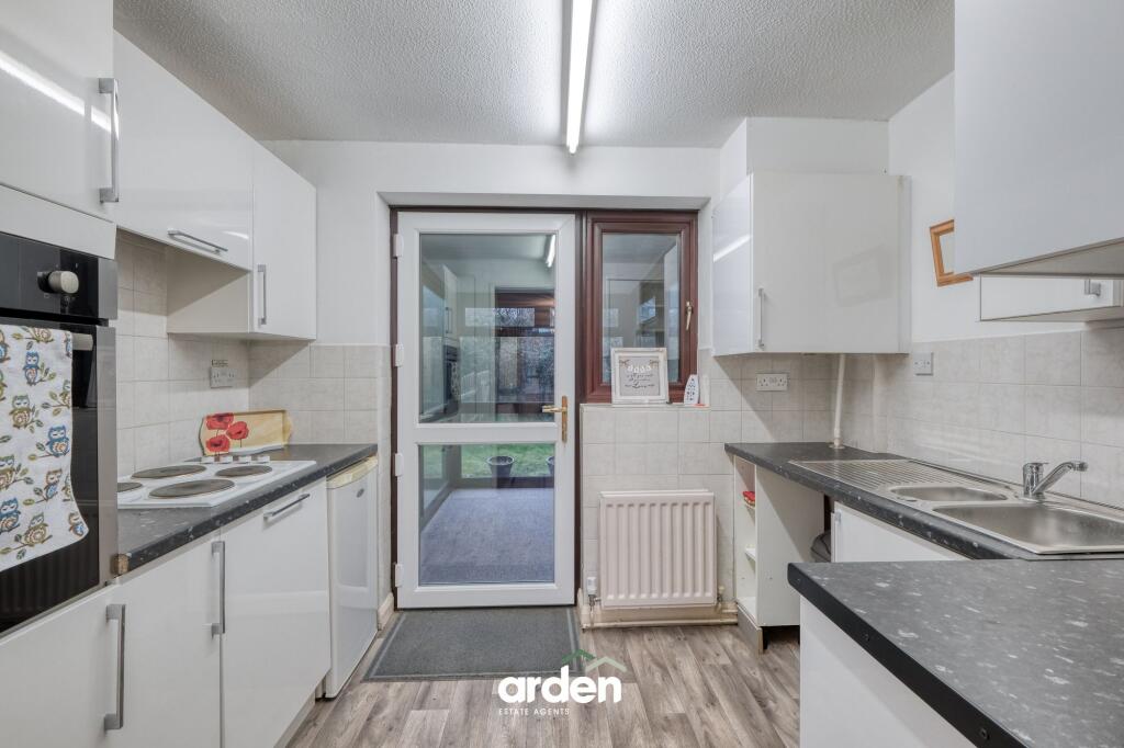 Plymouth Close, Redditch, B97 photo 3